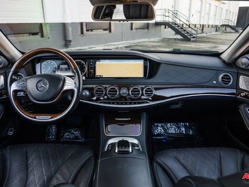 Used 2016 Mercedes-Benz Maybach S 600 image 7
