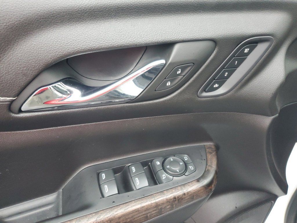 Used 2023 GMC Acadia Denali FWD image 22