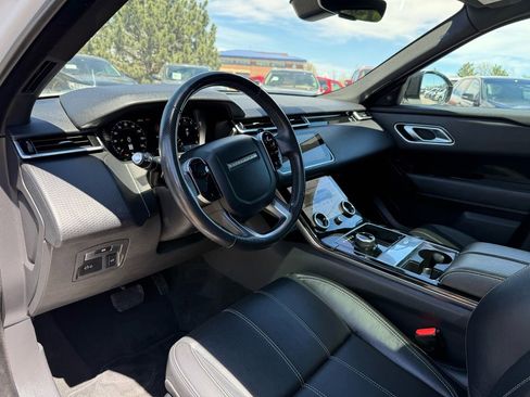 Used 2019 Land Rover Range Rover Velar S image 15