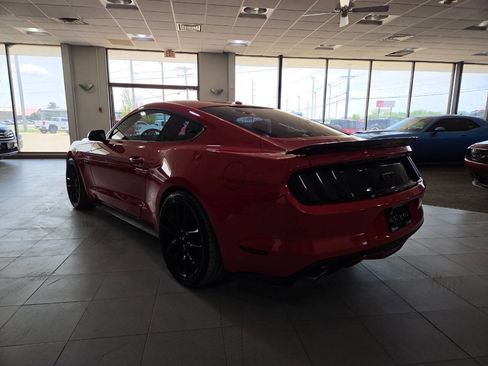 Used 2016 Ford Mustang GT Premium RWD image 6