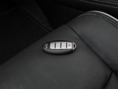 Used 2017 INFINITI QX60 FWD w/ Deluxe Technology Package image 42