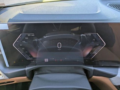 Used 2026 BMW 330i Sedan w/ Convenience Package image 11