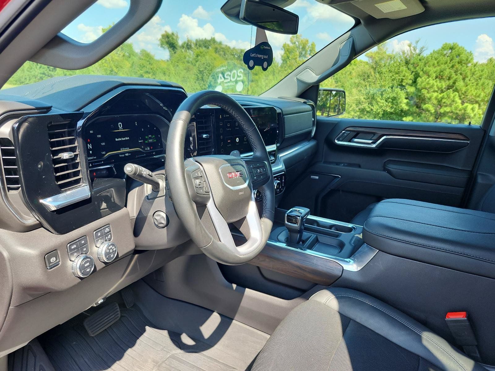 Certified 2024 GMC Sierra 1500 SLT w/ SLT Premium Package AWD/4WD image 18