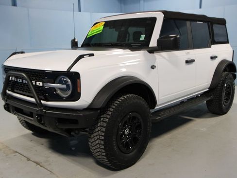 Used 2022 Ford Bronco Wildtrak AWD/4WD image 27