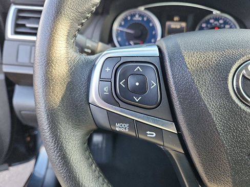 Used 2015 Toyota Camry XLE image 20