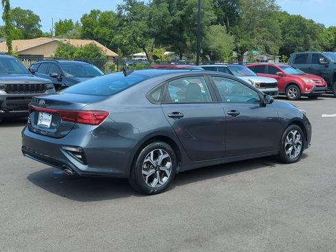 Used 2021 Kia Forte LXS FWD image 7