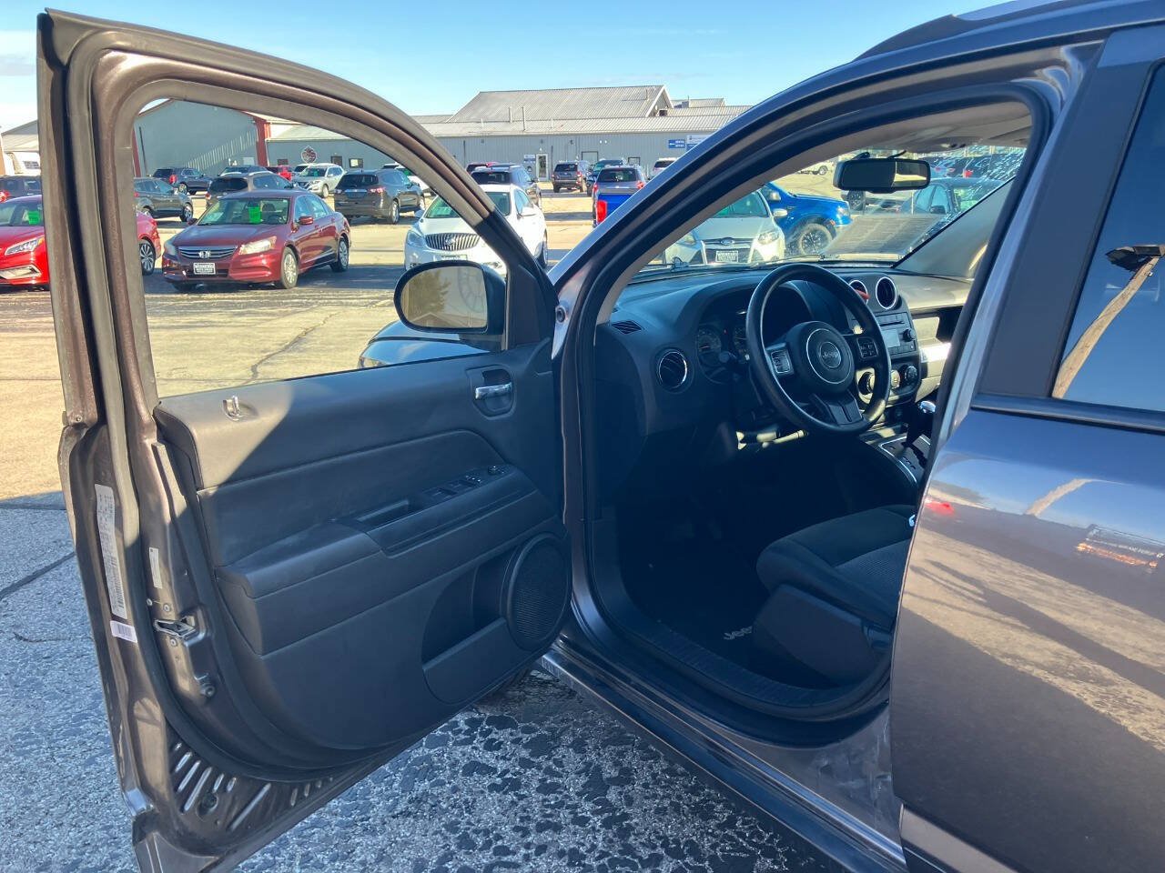 Used 2016 Jeep Compass Sport w/ Power Value Group AWD/4WD image 9