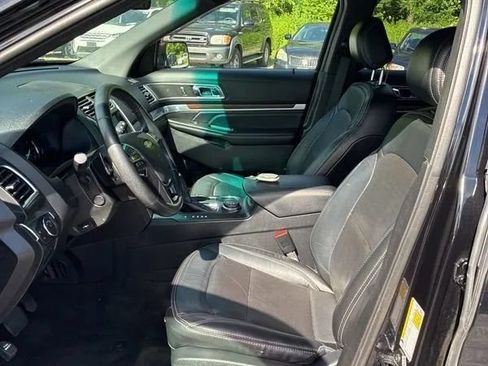 Used 2016 Ford Explorer Limited w/ Equipment Group 301A AWD/4WD image 22