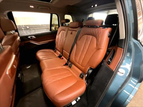 Used 2024 BMW X7 xDrive40i AWD/4WD image 28
