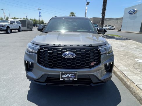 Certified 2025 Ford Explorer ST w/ Sun And Sound Package AWD/4WD image 6