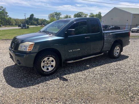 Used 2005 Nissan Titan XE AWD/4WD image 11