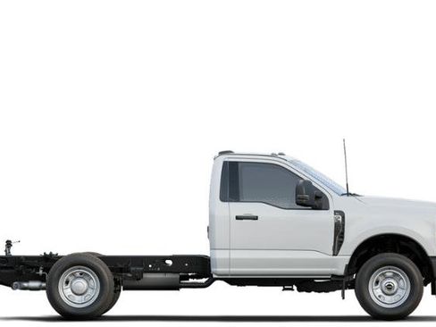 New 2024 Ford F350 XL w/ XL Chrome Package image 5