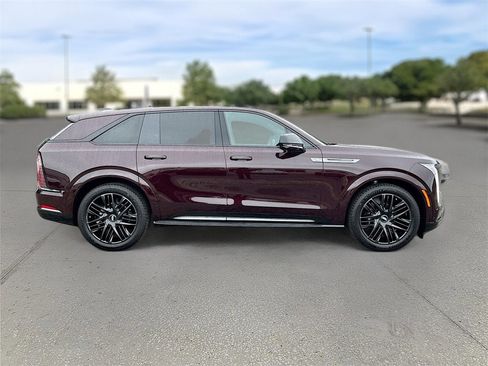 New 2025 Cadillac Escalade IQ Sport 2 w/ LPO, ONYX Package image 8