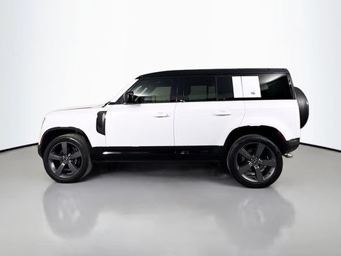 Certified 2023 Land Rover Defender 110 V8 AWD/4WD image 8