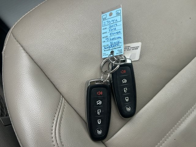 Used 2019 Ford Escape Titanium FWD image 26