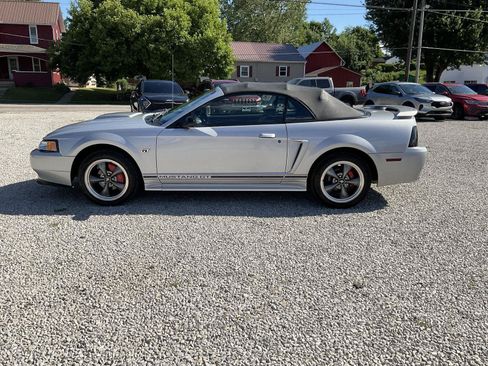 Used 2003 Ford Mustang GT RWD image 8