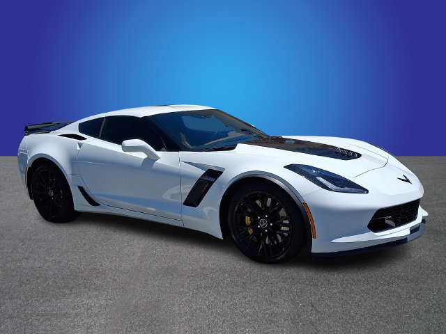 Used 2015 Chevrolet Corvette Z06 w/ 2LZ Preferred Equipment Group RWD image 3