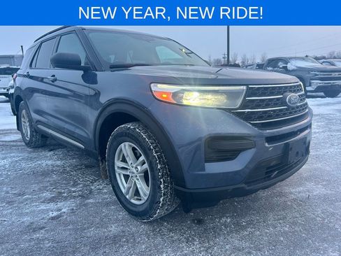 Certified 2021 Ford Explorer XLT w/ Class III Trailer Tow Package image 8