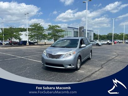 Used 2017 Toyota Sienna XLE Premium
