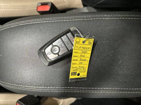 Used 2020 Ford Escape SEL AWD/4WD image 33