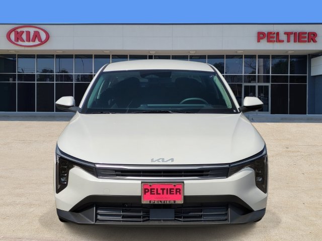 New 2026 Kia K4 FWD image 2