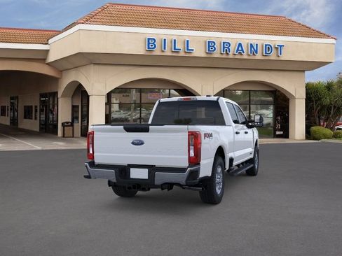 New 2026 Ford F250 XLT w/ FX4 Off-Road Package AWD/4WD image 2