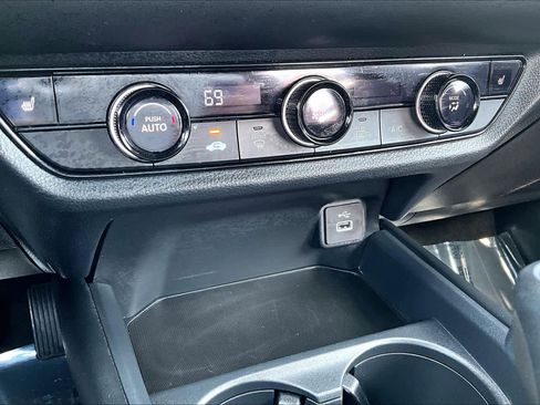 Used 2025 Honda HR-V Sport image 33