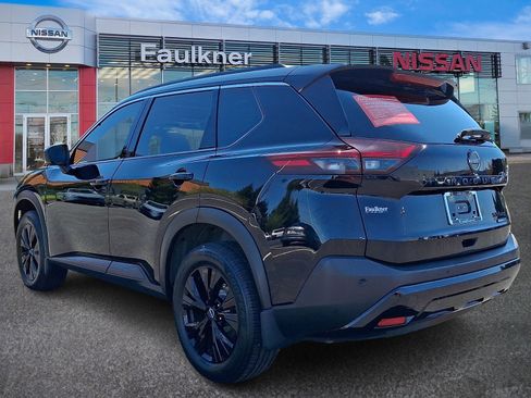 Certified 2023 Nissan Rogue SV w/ SV Premium B Package image 4