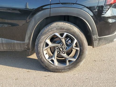 Certified 2024 Chevrolet Trax LT w/ Driver Confidence Package image 33