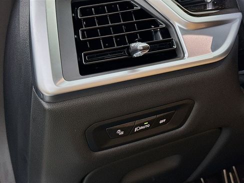 New 2026 BMW X5 xDrive40i w/ M Sport Package image 14