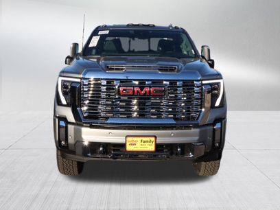 New 2026 GMC Sierra 3500 Denali w/ Denali Reserve Package