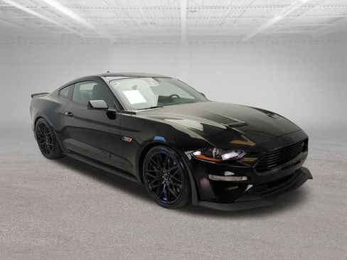 Used 2022 Ford Mustang GT Premium w/ GT Performance Package RWD image 12