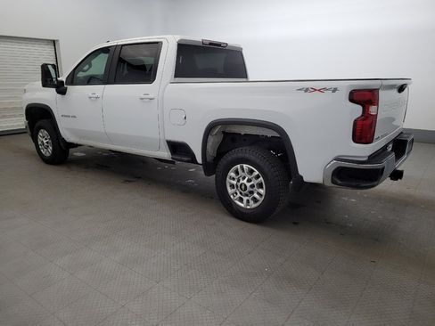 Used 2020 Chevrolet Silverado 2500 LT w/ Remote Start Package image 3