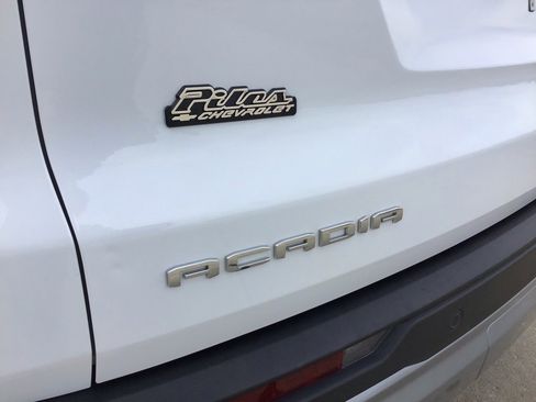 Used 2025 GMC Acadia Elevation image 47