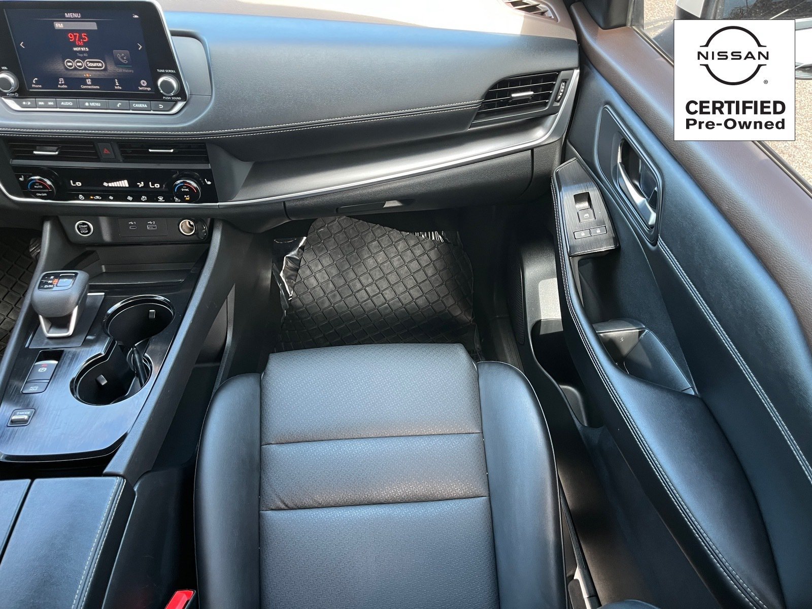Certified 2023 Nissan Rogue SV w/ SV Premium B Package FWD image 15