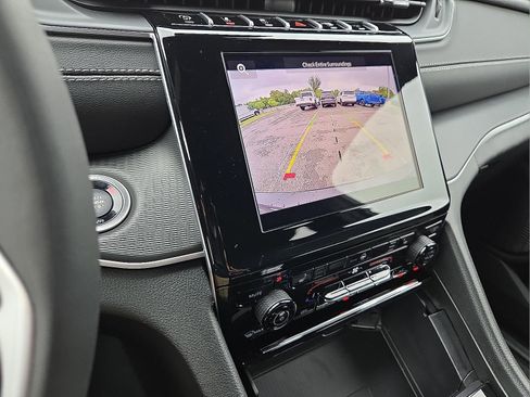 New 2025 Jeep Grand Cherokee L Laredo image 18