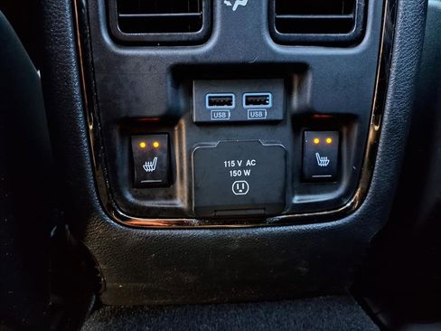 Used 2020 Dodge Durango GT image 16