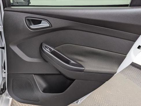 Used 2015 Ford Focus ST image 19