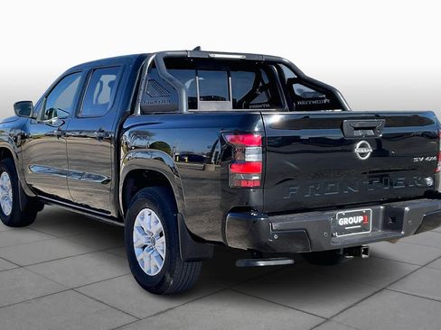 Used 2022 Nissan Frontier SV w/ SV Premium Package image 11