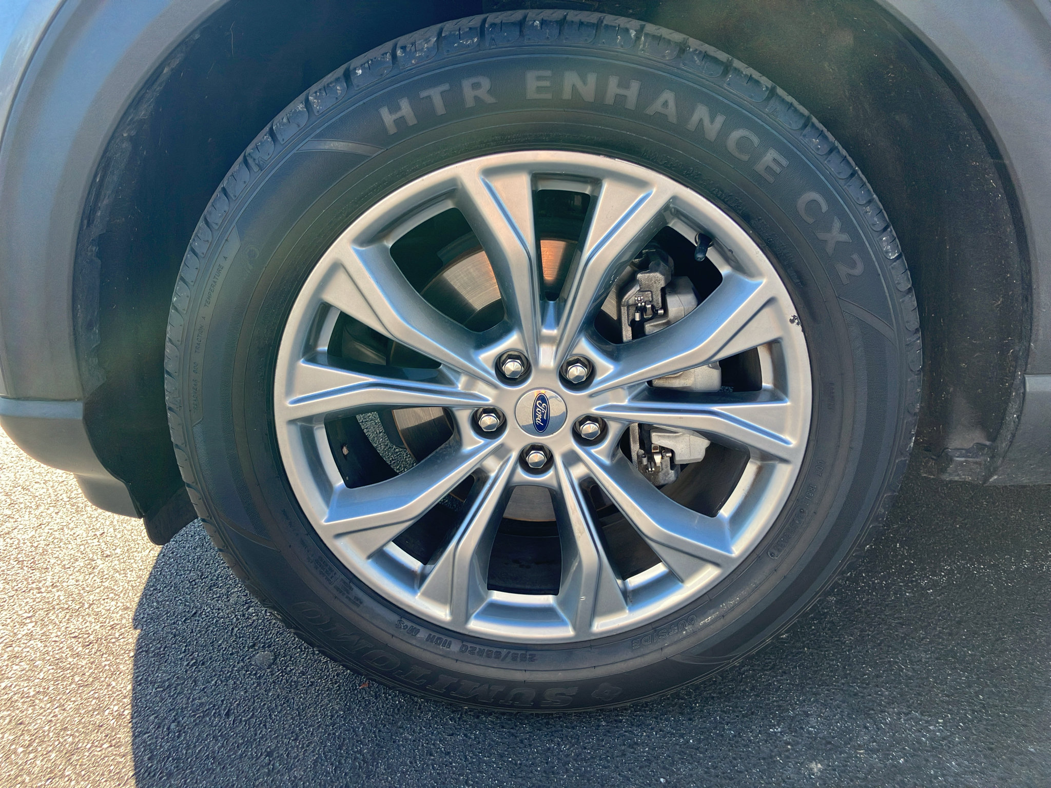 Used 2021 Ford Explorer Limited w/ Equipment Group 301A RWD image 11