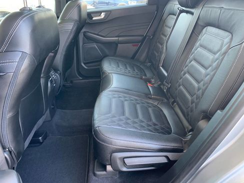 Used 2023 Ford Escape Platinum w/ Premium Technology Package AWD/4WD image 12