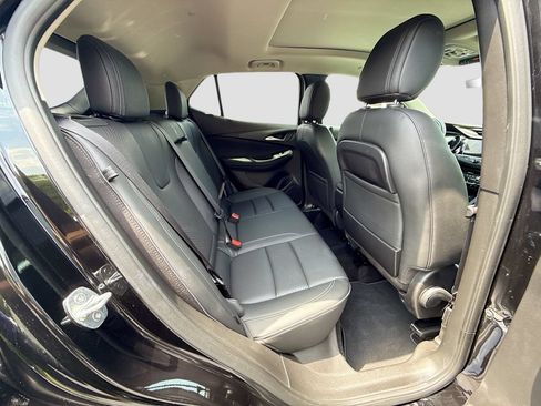 Used 2020 Buick Encore GX Essence w/ Experience Buick Package AWD/4WD image 31
