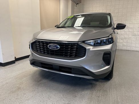 Certified 2023 Ford Escape Active image 37