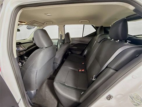Certified 2025 Nissan Kicks Play S image 9