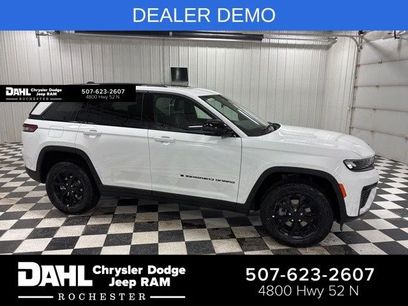 Used 2026 Jeep Grand Cherokee Altitude