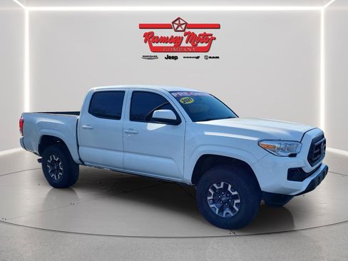 Used 2021 Toyota Tacoma SR image 7