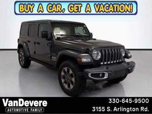 Used 2018 Jeep Wrangler Unlimited Sahara w/ Cold Weather Group AWD/4WD image 1
