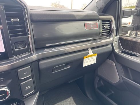 New 2026 Ford F250 Lariat w/ Black Appearance Package AWD/4WD image 53