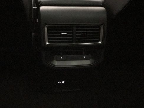 Used 2024 Volkswagen Atlas Cross Sport SEL R-Line AWD/4WD image 18