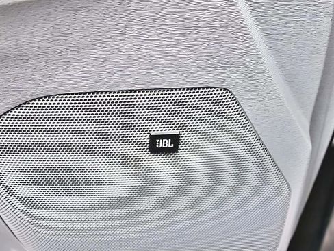 Used 2011 Toyota Sienna Limited image 10